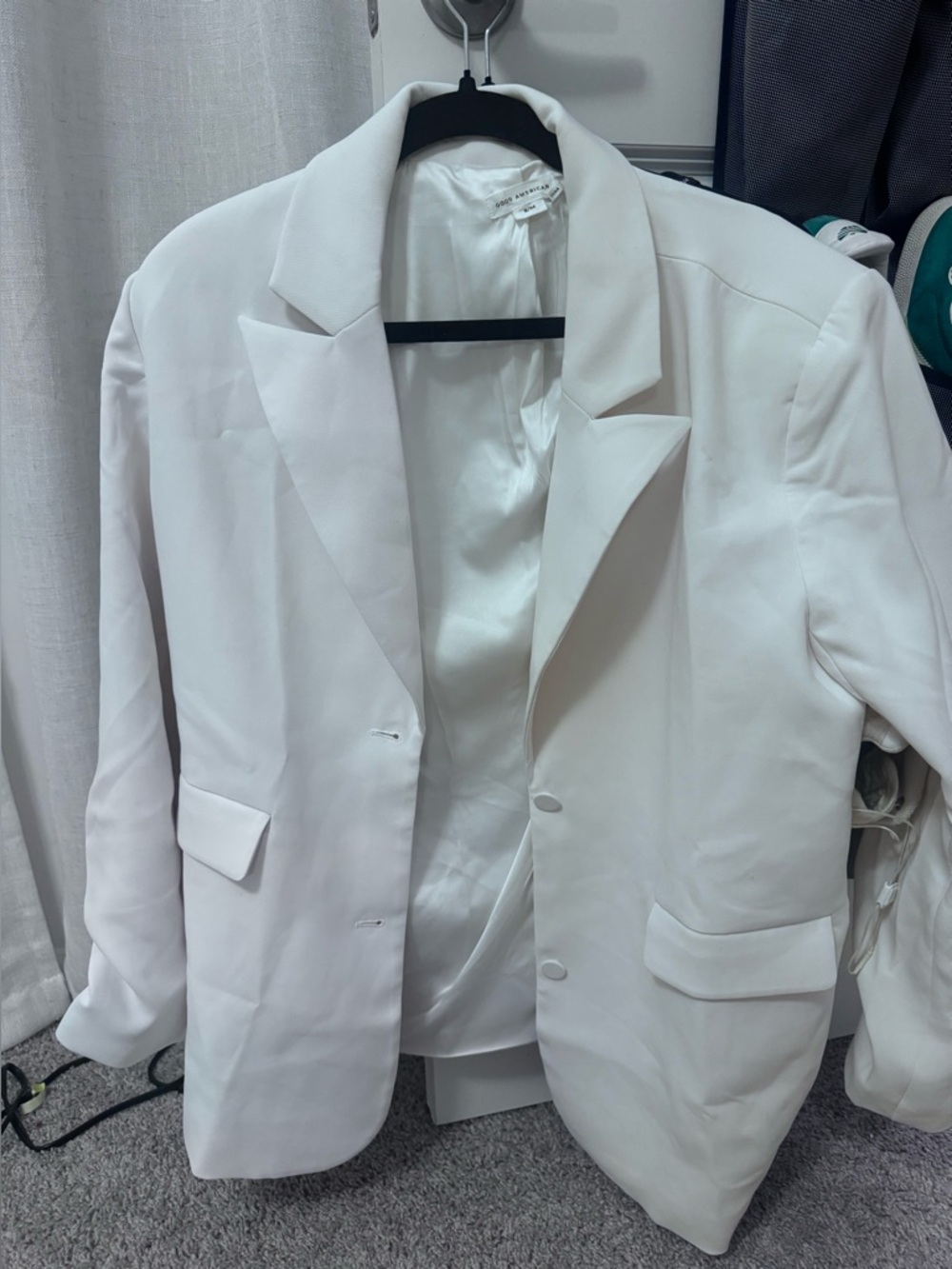 Good American White Blazer